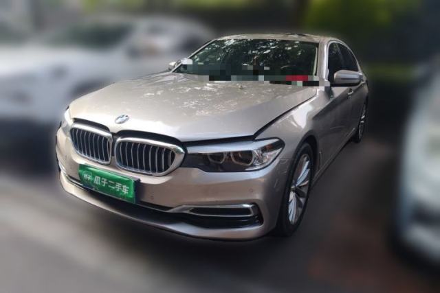 Gebrauchter BMW 5 Series 2019 Facelifted 525Li Luxury Package