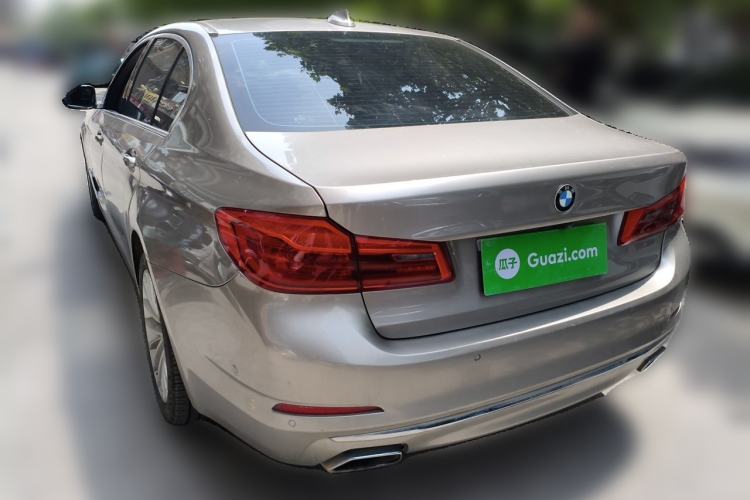 Used BMW 5 Series 2019 525Li Luxury Package Rear Left 45 Deg