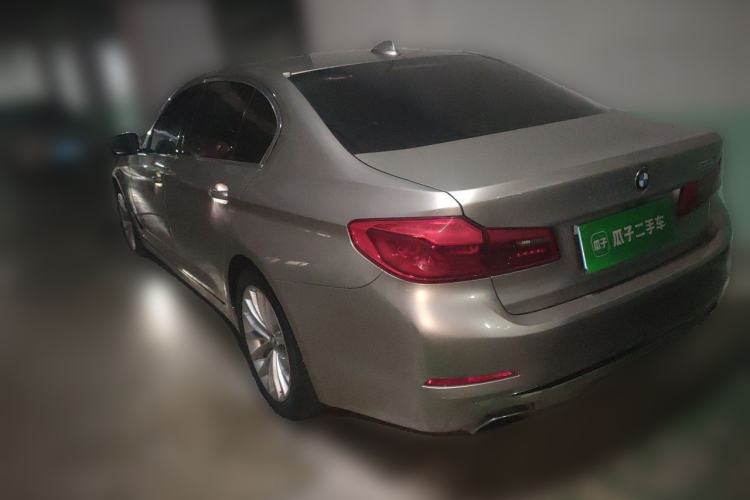 Used BMW 5 Series 2019 525Li Luxury Package Rear Left 45 Deg