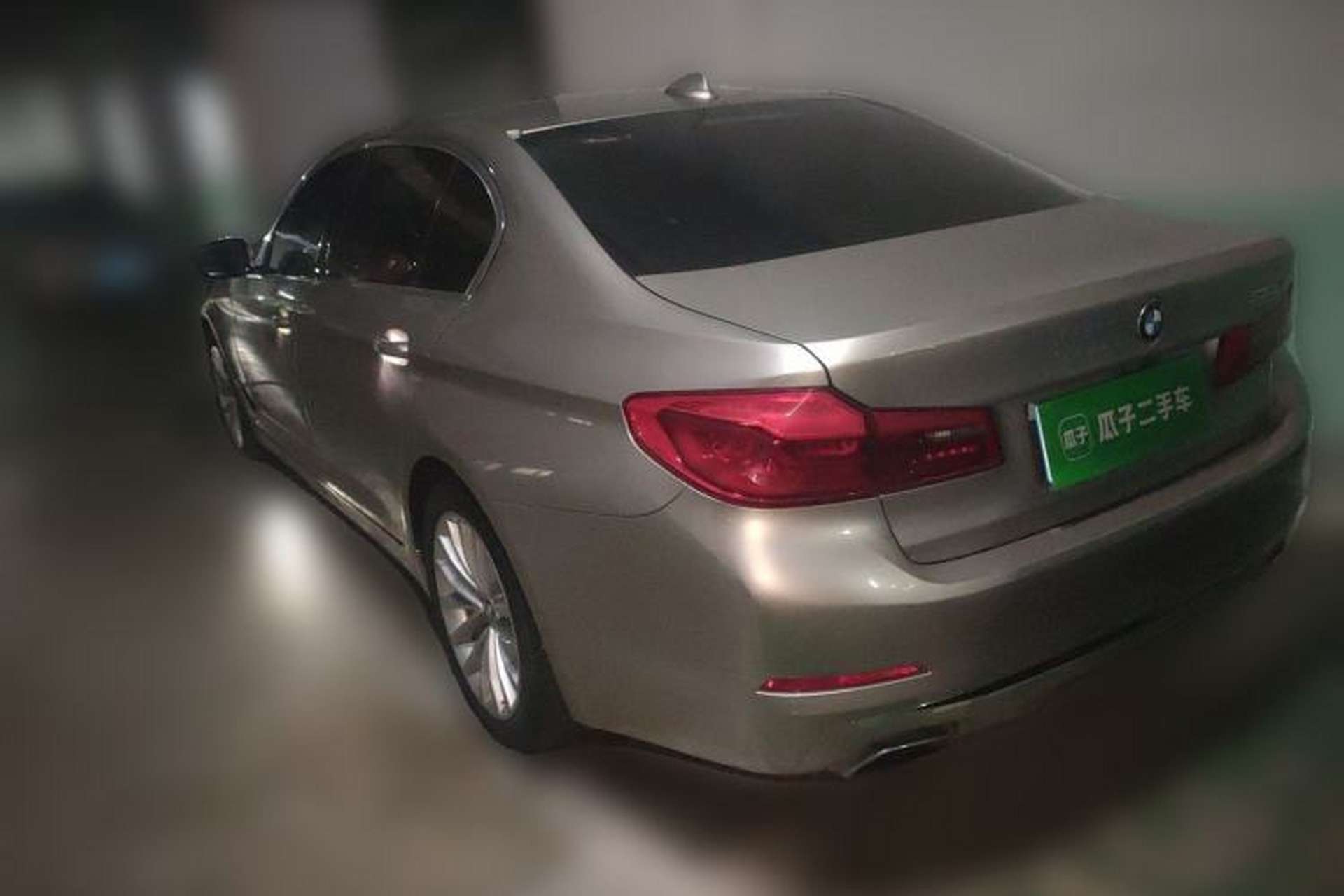 Used BMW 5 Series 2019 525Li Luxury Package Rear Left 45 Deg