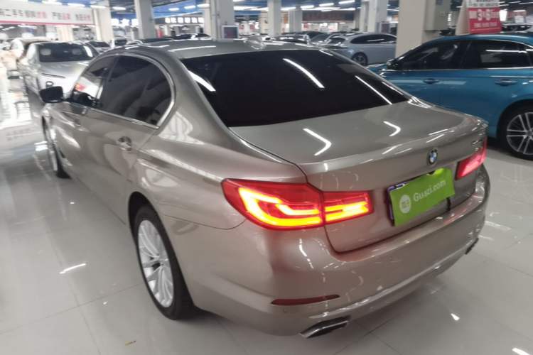 Used BMW 5 Series 2019 Facelifted 525Li Luxury Package Rear Left 45 Deg