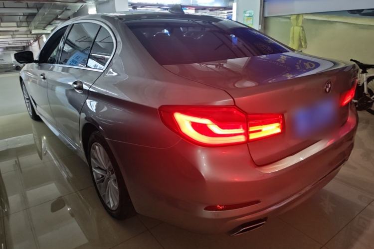 Used BMW 5 Series 2019 Facelifted 530Li Leading Edition Luxury Package Rear Left 45 Deg