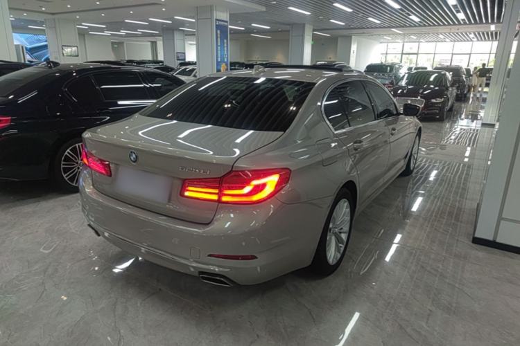 Used BMW 5 Series 2019 525Li Luxury Package Rear Right 45 Deg