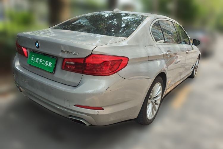 Used BMW 5 Series 2019 525Li Luxury Package Rear Right 45 Deg