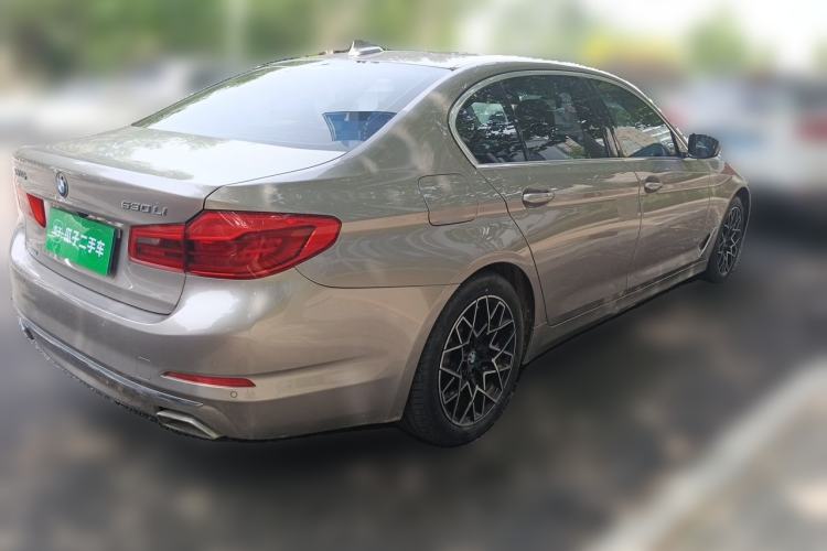 Used BMW 5 Series 2019 Updated 530Li xDrive Luxury Package Rear Right 45 Deg