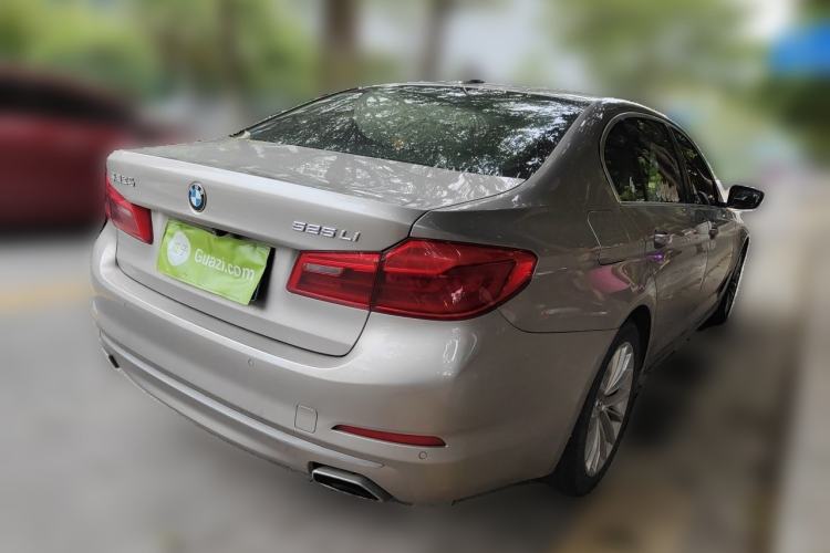 Used BMW 5 Series 2019 Facelifted 525Li Luxury Package Rear Right 45 Deg