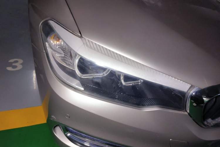 Used BMW 5 Series 2019 525Li Luxury Package Right Front Headlight