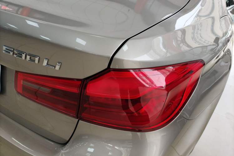 Used BMW 5 Series 2019 525Li Luxury Package Right Rear Taillight