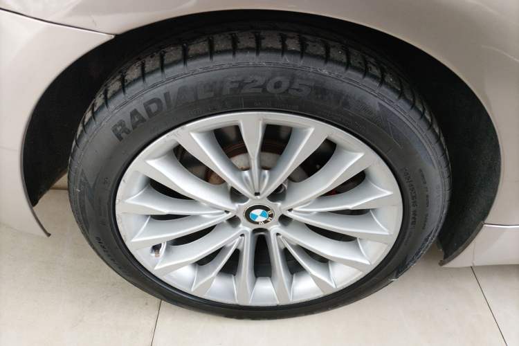 Used BMW 5 Series 2019 525Li Luxury Package Right Rear Wheel Hub