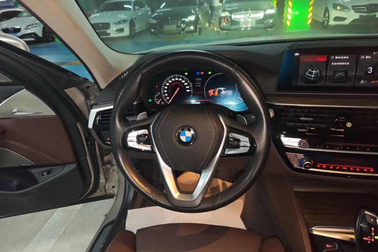 Used BMW 5 Series 2019 Revised 540Li Executive Edition Steering Wheel