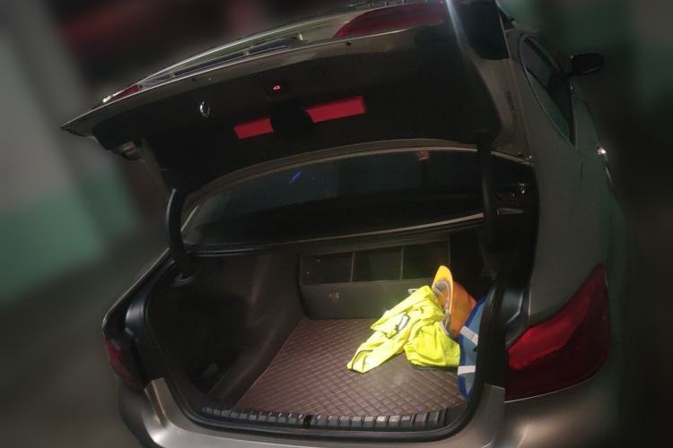 Used BMW 5 Series 2019 525Li Luxury Package Trunk
