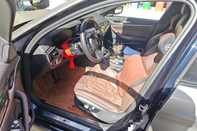 Used BMW 5 Series 2019 525Li M Sport Package Left Front Seat