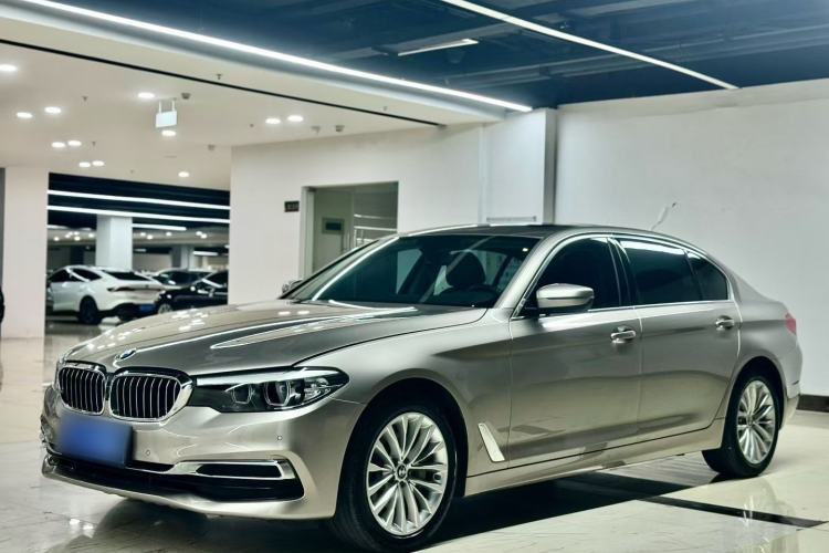 Used BMW 5 Series 2019 530Li Leading Model Luxury Package Guazi used car, China used car export, Used car for sale, Used cars, Cheapest cars for sale