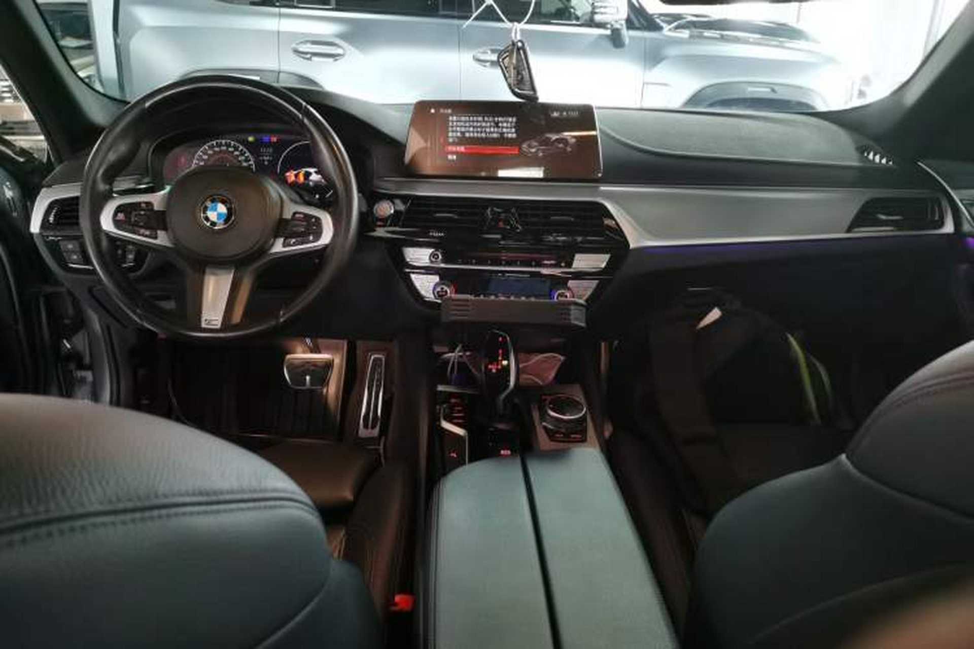 Used BMW 5 Series 2019 525i M Sport Package Center Console