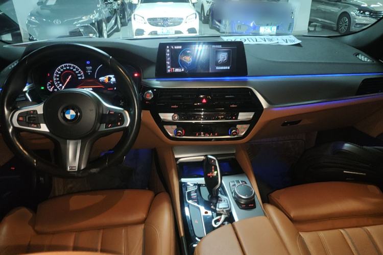 Used BMW 5 Series 2019 Restyled 525i M Sport Package Center Console