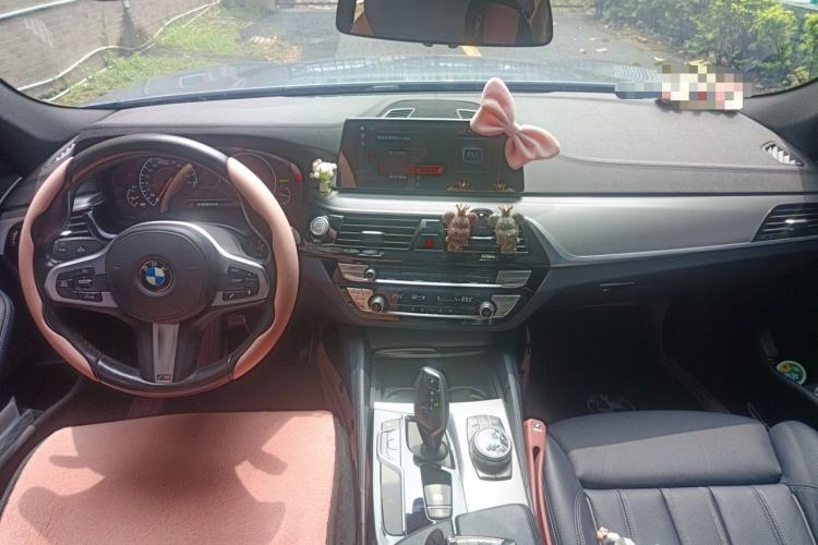 Used BMW 5 Series 2019 Restyled 525i M Sport Package Center Console