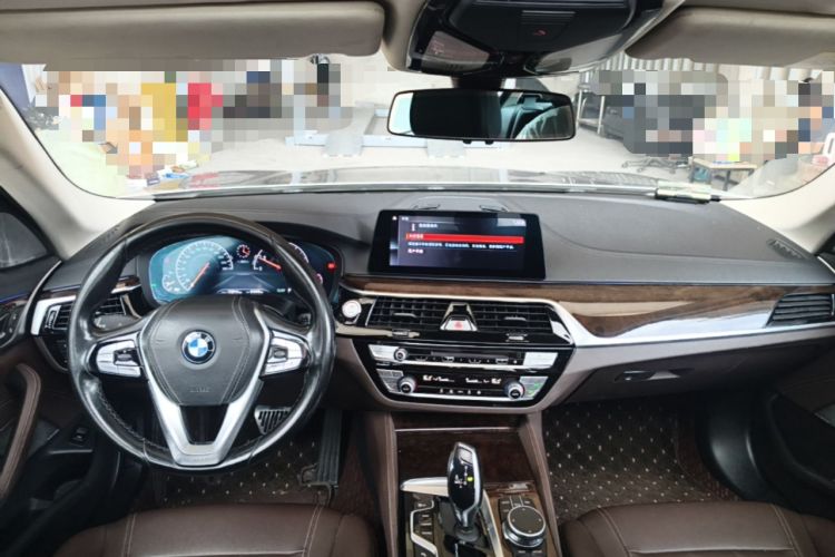 Used BMW 5 Series 2019 525Li Luxury Package Center Console