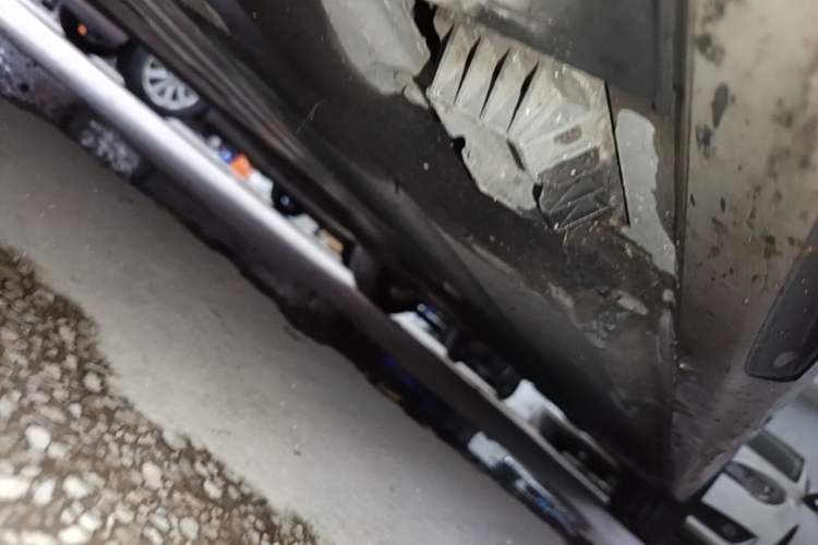 Used BMW 5 Series 2019 530Li Leading Model Luxury Package Chassis Front Left