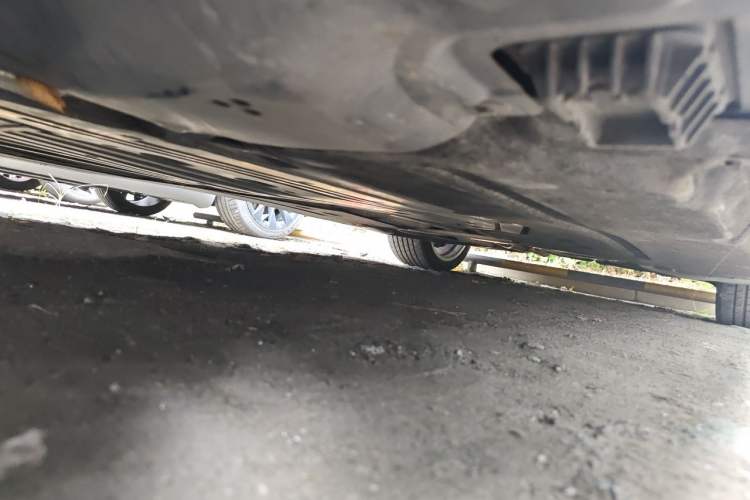 Used BMW 5 Series 2019 530i M Sport Package Chassis Front Left