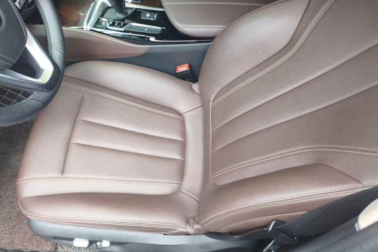 Used BMW 5 Series 2019 525Li Luxury Package Driver Seat