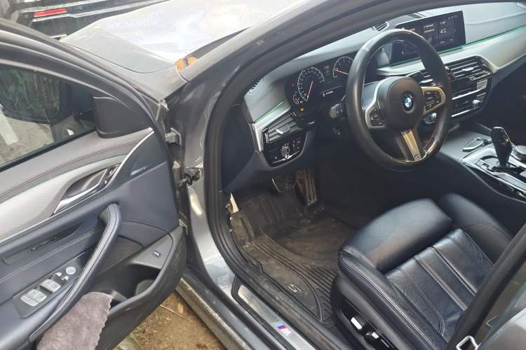 Used BMW 5 Series 2019 Restyled 525i M Sport Package Driver Seat