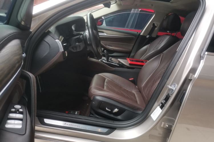 Used BMW 5 Series 2019 530Li Luxury Edition Premium Package Driver Seat