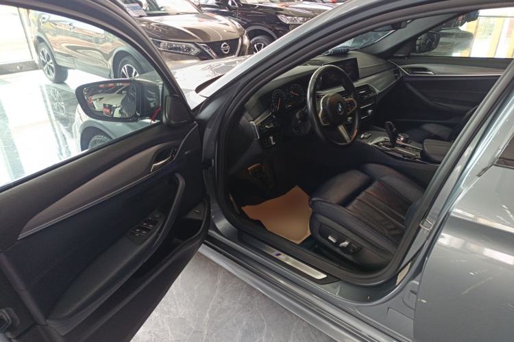 Used BMW 5 Series 2019 525i M Sport Package Driver Seat