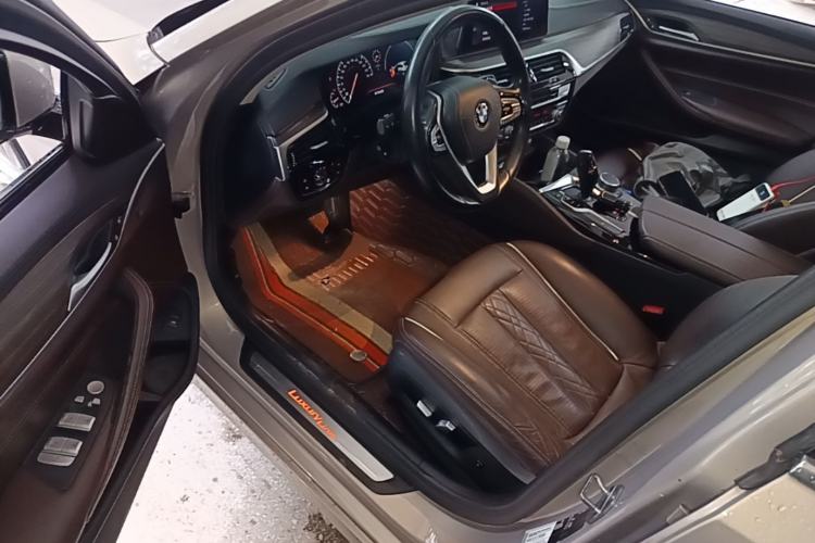 Used BMW 5 Series 2019 530Li Leading Model Luxury Package Driver Seat