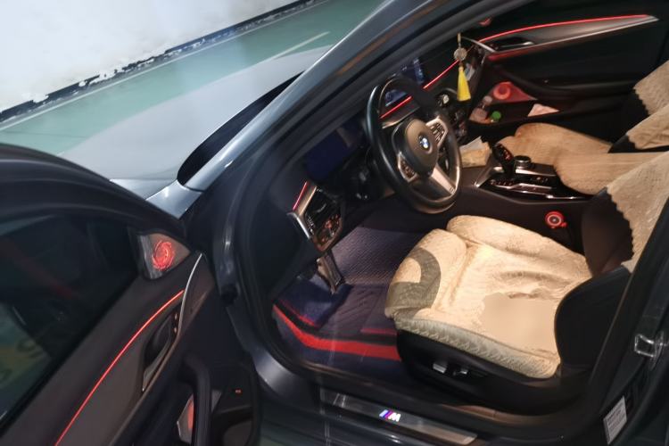 Used BMW 5 Series 2019 Restyled 525i M Sport Package Driver Seat