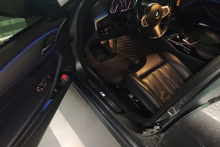 Used BMW 5 Series 2019 525i M Sport Package Driver Seat