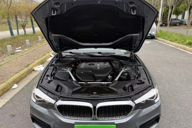 Used BMW 5 Series 2019 Restyled 525i M Sport Package Engine Bay