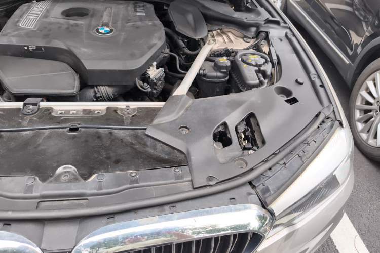 Used BMW 5 Series 2019 530Li Leading Model Luxury Package Engine Bay Left