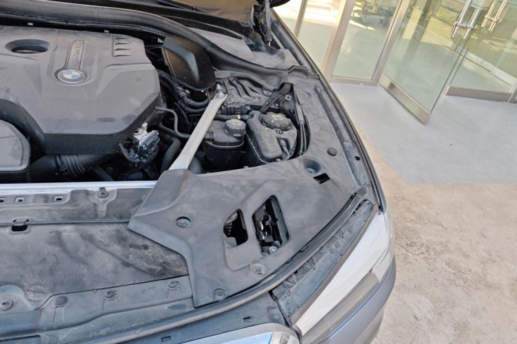 Used BMW 5 Series 2019 525Li M Sport Package Engine Bay Left