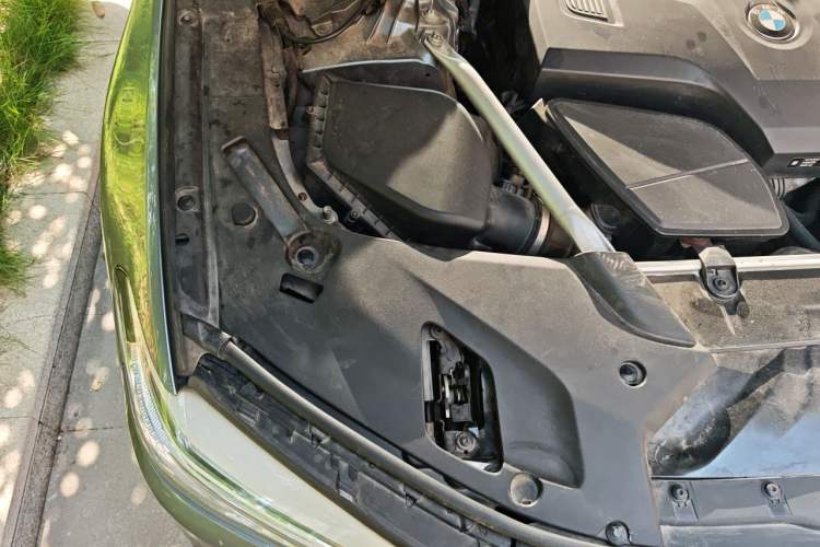 Used BMW 5 Series 2019 530i M Sport Package Engine Bay Right