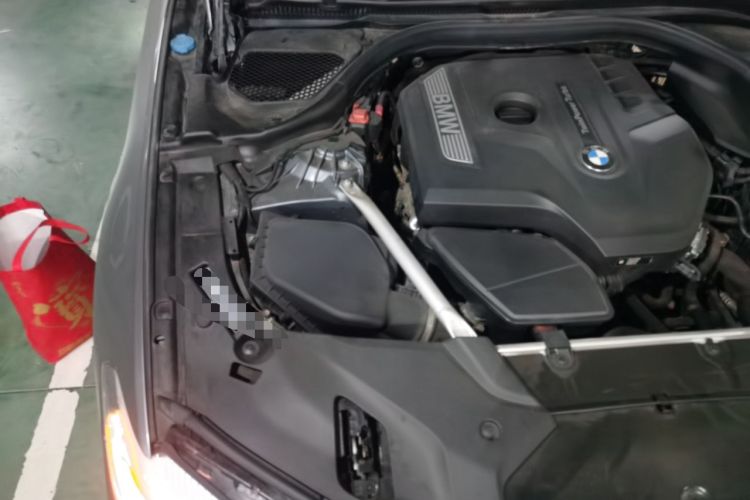 Used BMW 5 Series 2019 Restyled 525i M Sport Package Engine Bay Right