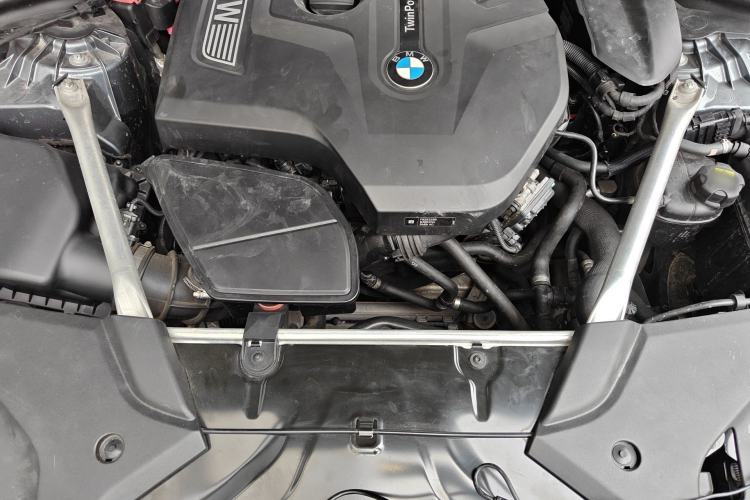 Used BMW 5 Series 2019 525i M Sport Package Engine Bay