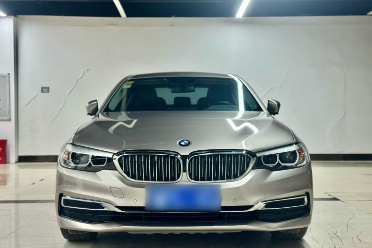 Used BMW 5 Series 2019 530Li Leading Model Luxury Package Exterior 1