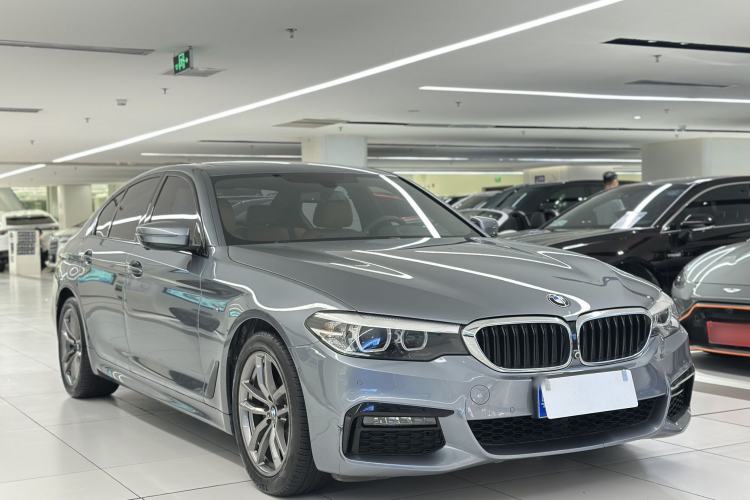 Used BMW 5 Series 2019 525i M Sport Package Exterior 1