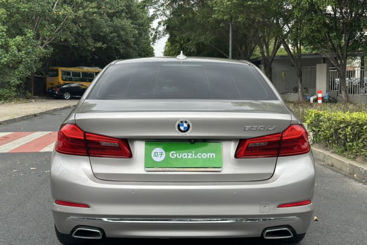 Used BMW 5 Series 2019 525Li Luxury Package Exterior 2