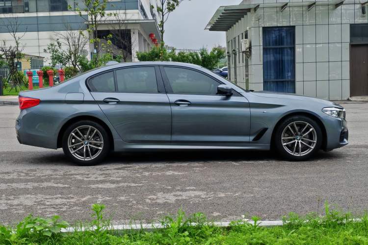 Used BMW 5 Series 2019 Restyled 525i M Sport Package Exterior 3