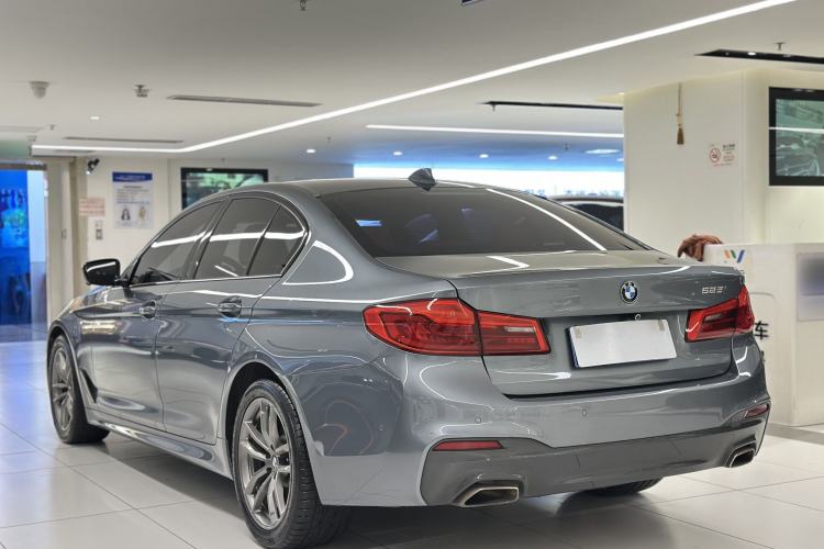 Used BMW 5 Series 2019 525i M Sport Package Exterior 5