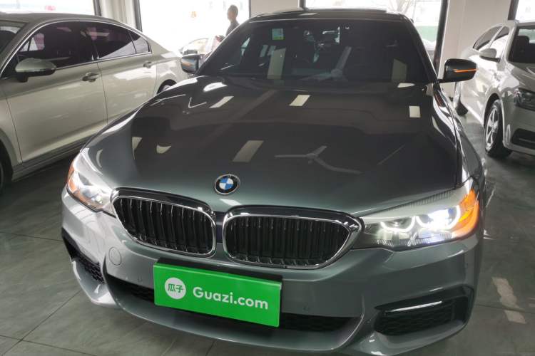 Used BMW 5 Series 2019 525i M Sport Package Front