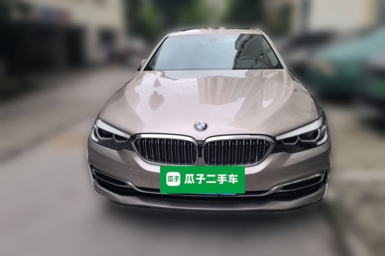 Used BMW 5 Series 2019 Facelifted 525Li Luxury Package Front