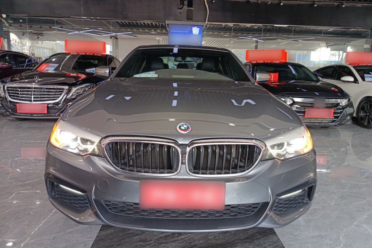 Used BMW 5 Series 2019 525i M Sport Package Front