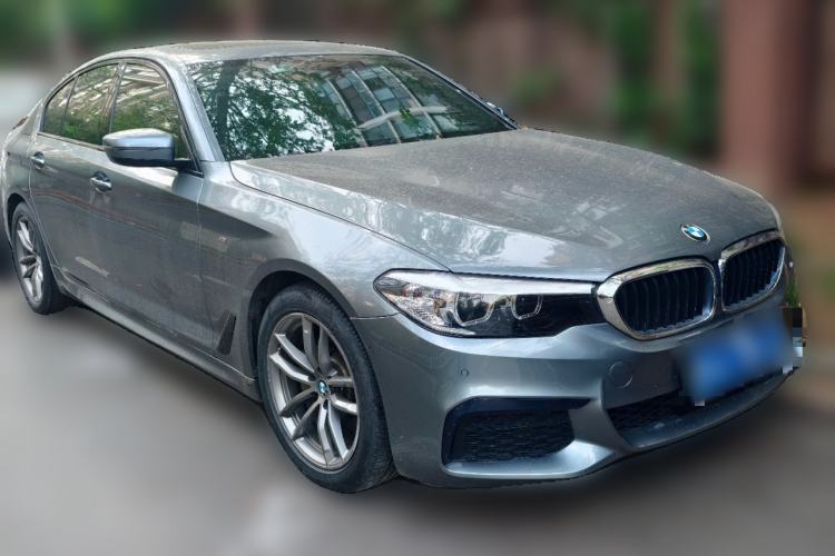 Used BMW 5 Series 2019 Restyled 525i M Sport Package Front Right 45 Deg