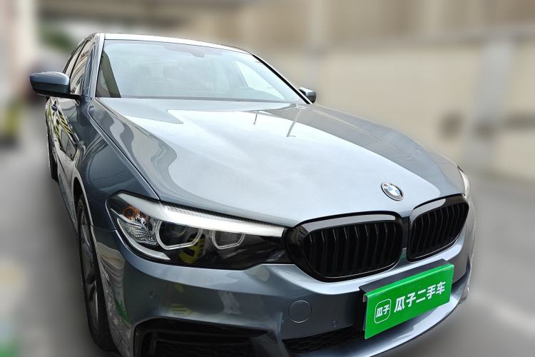 Used BMW 5 Series 2019 525i M Sport Package Front Right 45 Deg