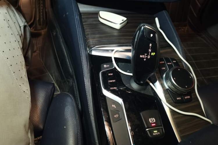 Used BMW 5 Series 2019 530i M Sport Package Gear Lever