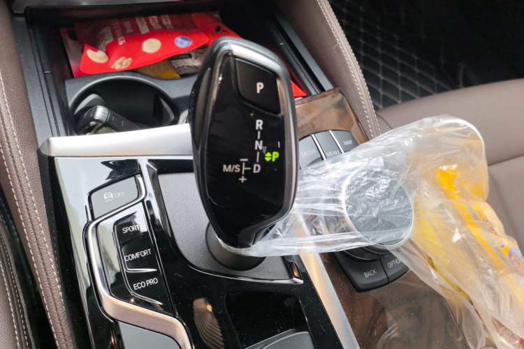 Used BMW 5 Series 2019 Facelifted 525Li Luxury Package Gear Lever