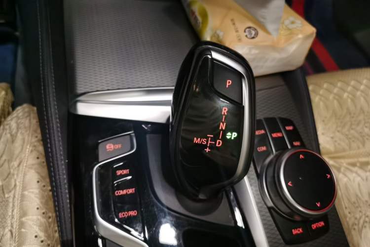 Used BMW 5 Series 2019 Restyled 525i M Sport Package Gear Lever