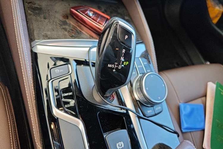 Used BMW 5 Series 2019 525Li M Sport Package Gear Lever